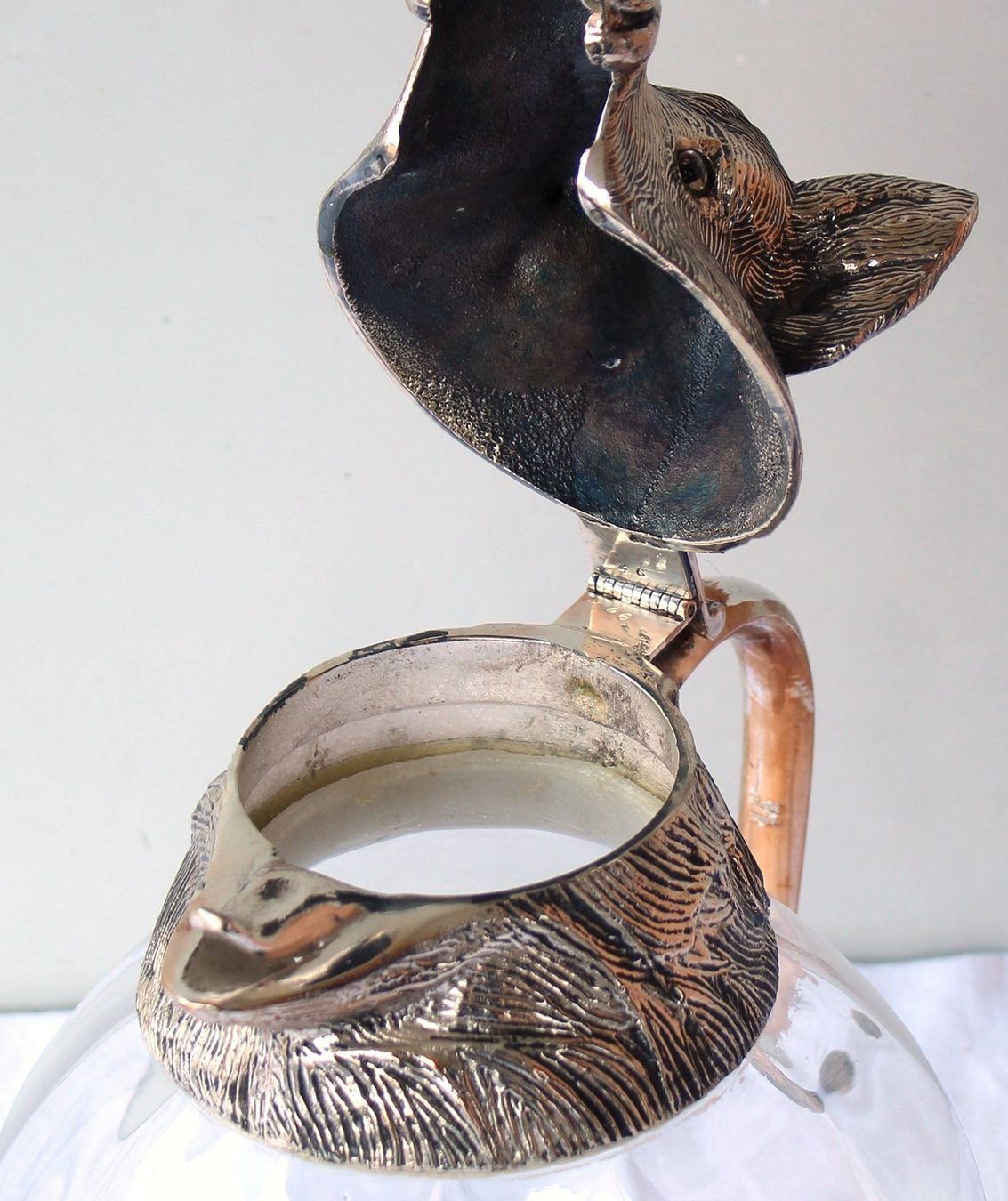 Caraffe: Grosse Valenti Spain Glas Karaffe Wildschweinkopf versilbert – Usato da Zürich venduto da Auctionata 8