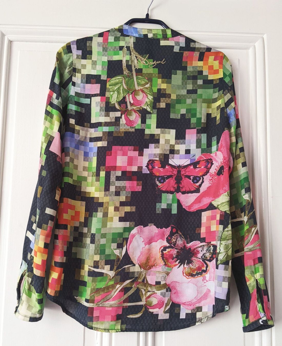 Desigual Blusen: DESIGUAL : Douce blouse imprimé patchwork 34-36 – Neu (gemäss Beschreibung) aus Petit-Lancy von lilycerise 3