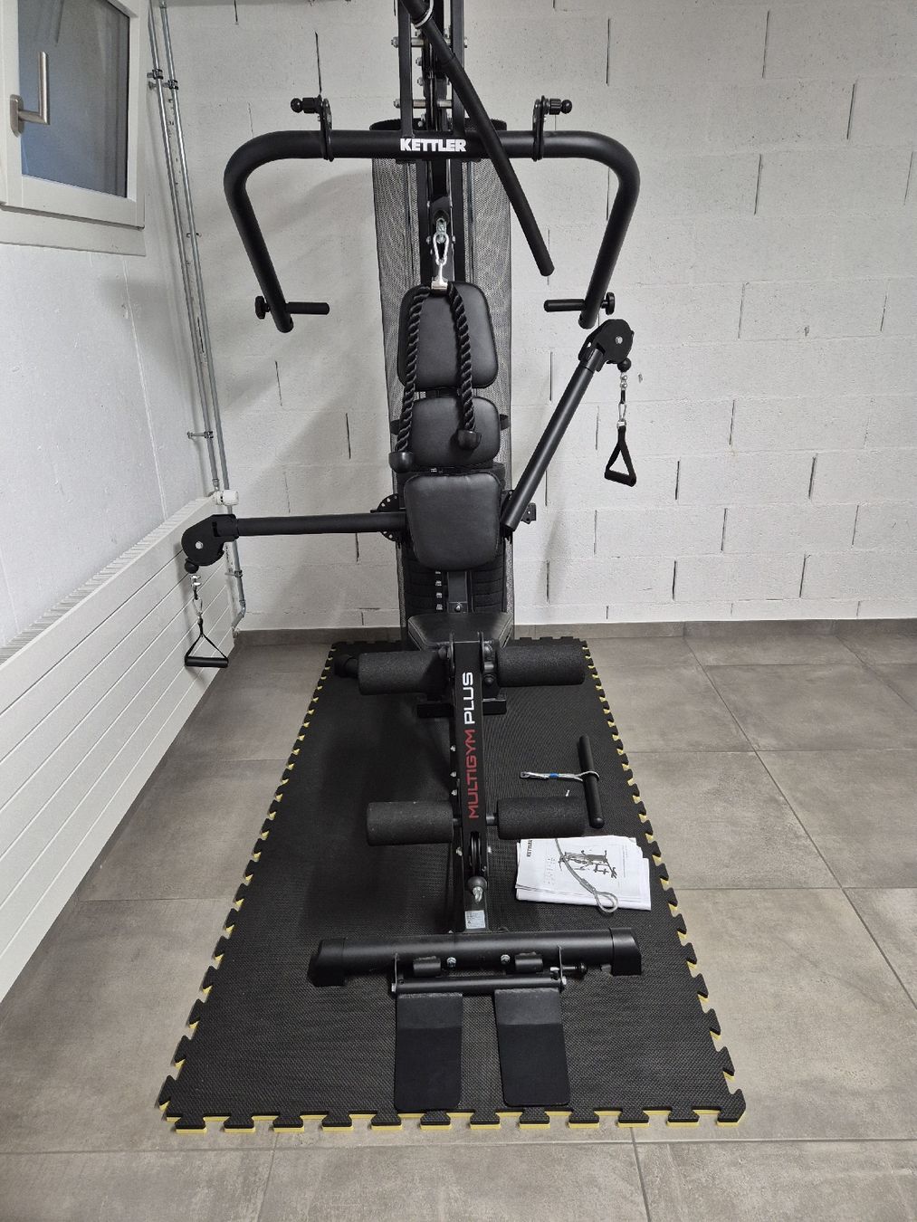 Kettler Vélos d'appartement: Kettler Multigym PLUS – D'occasion à Kriechenwil par Overnaze
