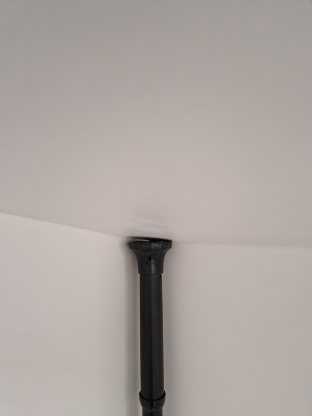 Supporti a parete: Teleskop-Duschablage schwarz matt NEU!! – Usato da Basadingen venduto da NicoleK13 2