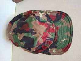 Schweizer Armee Militär Tarn Mutz