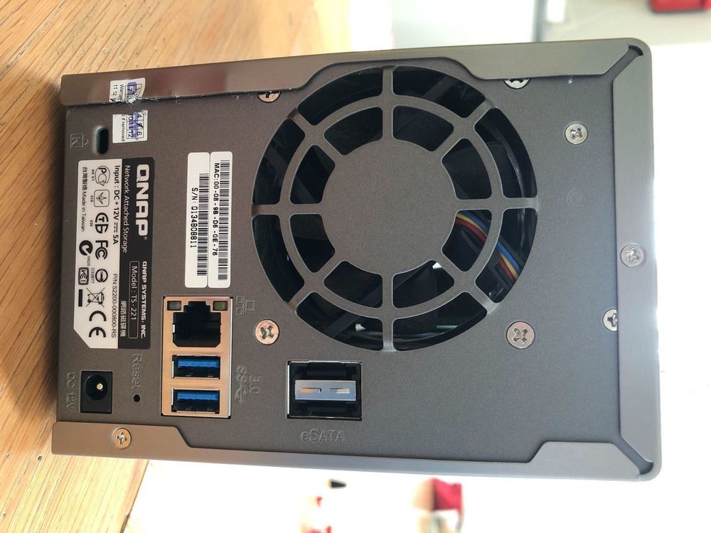 NAS QNAP TS-221 RAID1 - 3 To SEAGATE ST3000VN007-2E41SC60