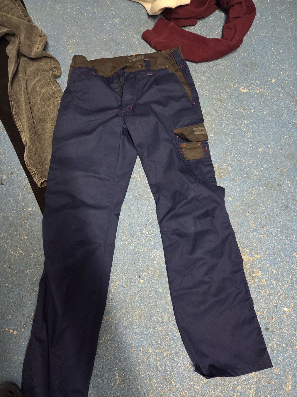 Lotti & Set di vestiti: Jeans, Pulli Paket Junge Gr.M, 12-14 Jahre – Usato da Oberdorf NW venduto da Doogyrev 5