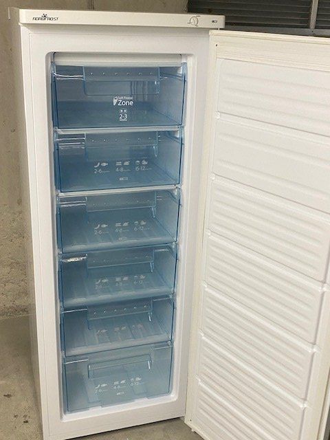 Gefrierschrank: Gefrierschrank – Gebraucht aus Niederhasli von Tigerproduct 3