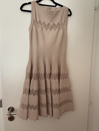 Robe Alaïa beige taille M( 42IT)