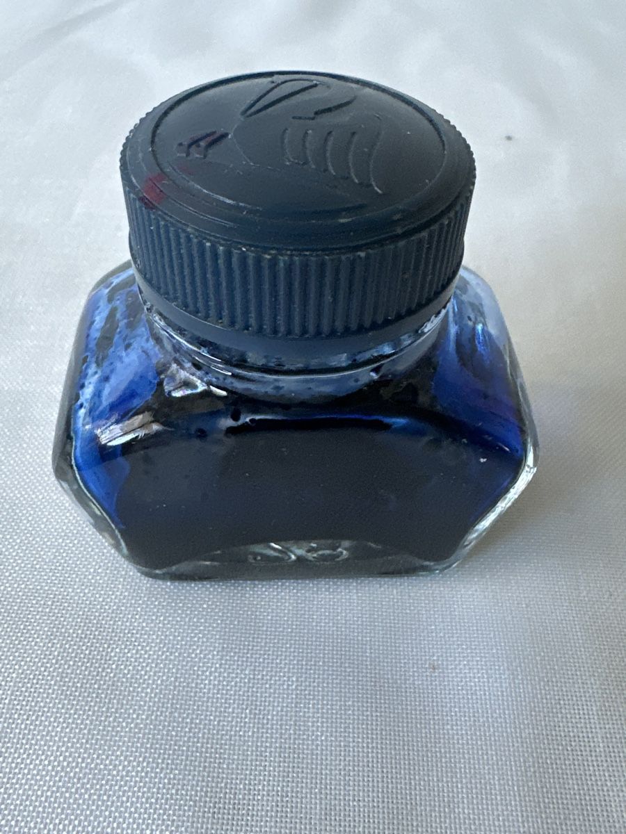 Pelikan Altro in Scrittura & Disegno: Kleines Tintenfässchen, Pelikan, 4001 – Usato da Zürich venduto da Chaeffeler 1