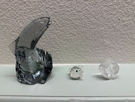 3 Glas-/Kristallfiguren Kosta Boda, Mats Jonasson, Swarovski