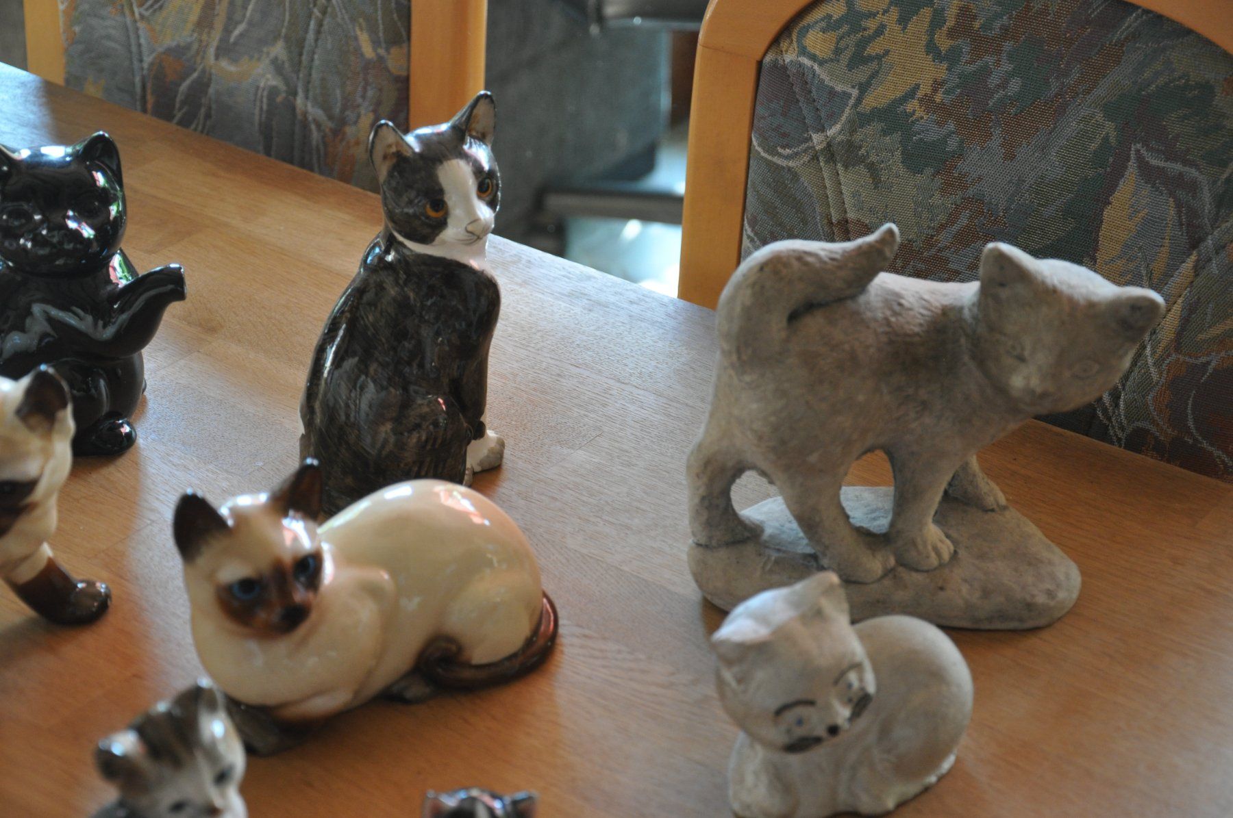 Toutes les décorations: Katzen- Sammlung – D'occasion à Rothrist par Sheriff94 2
