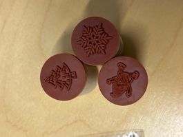 Set tempon manches en bois thème Noël neuf