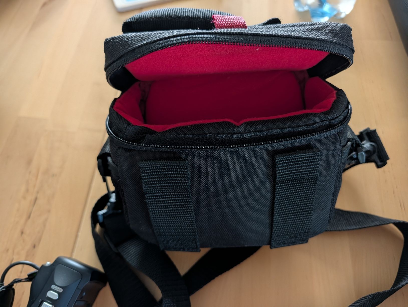 Sony Videocamere: Sony Handycam zu verkaufen – Usato da Strengelbach venduto da GruRap 3