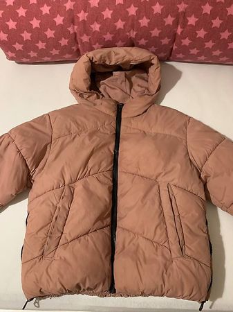 À vendre jolie veste fille de chez Zara