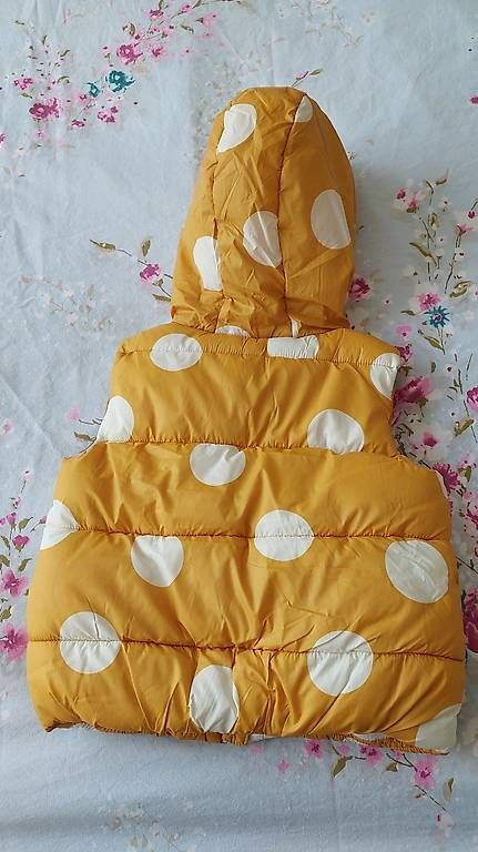Altro abbigliamento per bambina: Mädchenweste Gr.110 – Usato da Fahrweid venduto da iva_t2wl 1