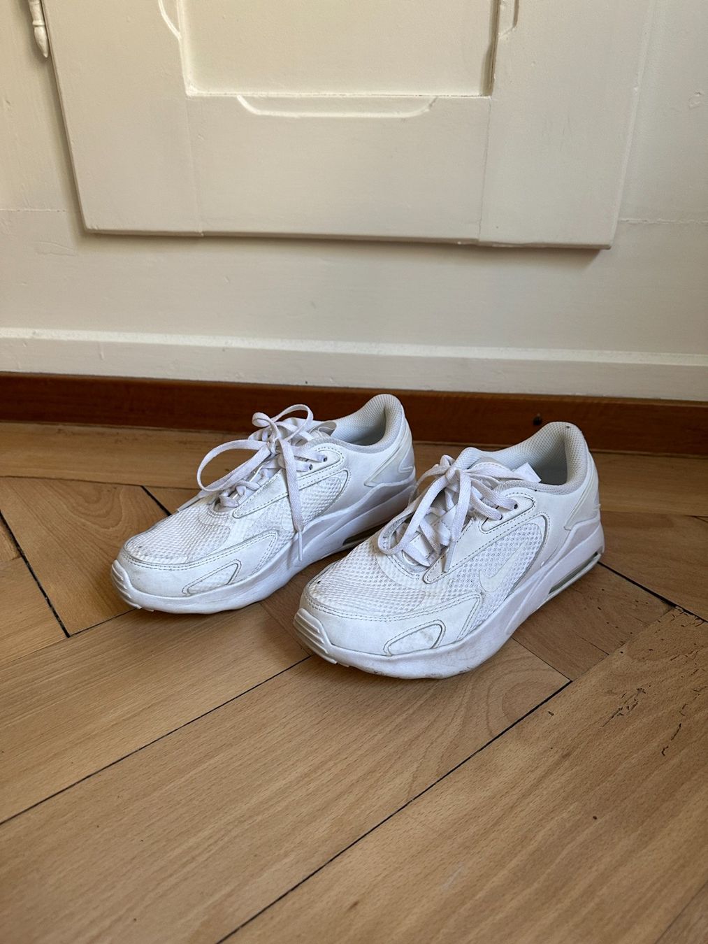 Nike Scarpe da donna: Nike Air Max Sneaker weiss 35.5 – Usato da Zürich venduto da Diazaio