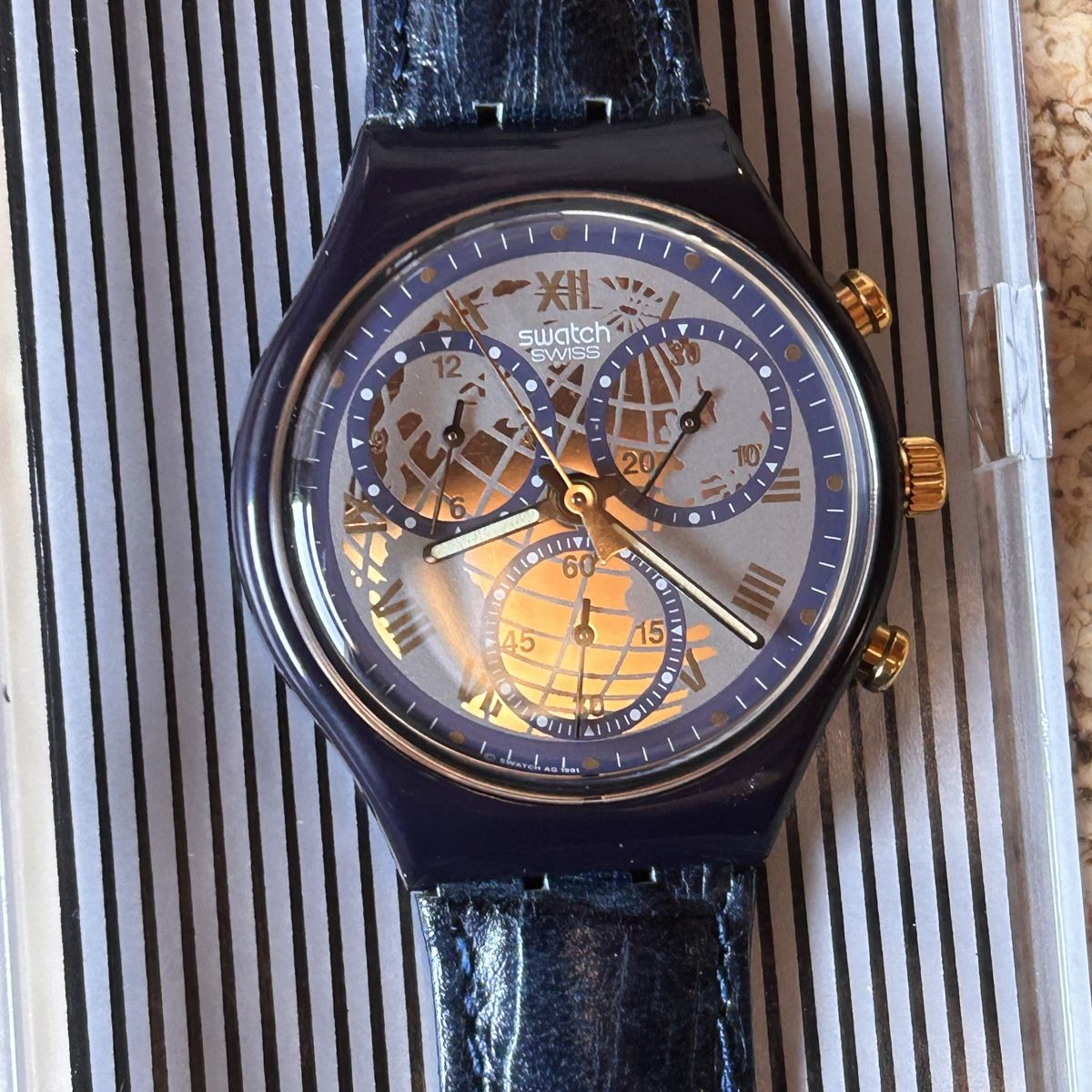 Swatch Montres: Swatch Uhr Chronograph – Neuf avec emballage d'origine à Basel par bellespirit