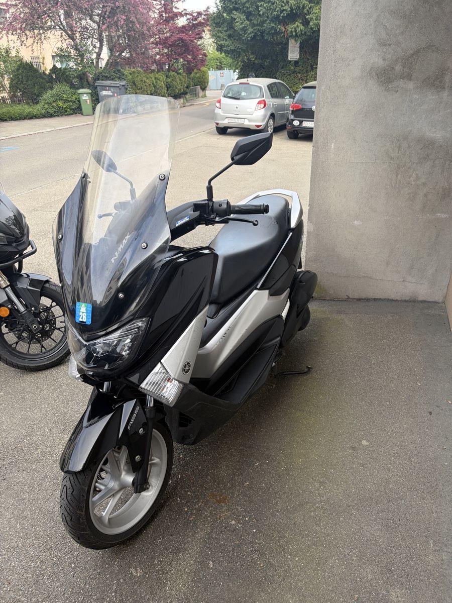 Yamaha Strada: Yamaha Nmax 125 ABS (2016) – Usato da Zürich venduto da ret_n7lb 1