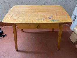 Kinder Tisch und Stuhl bis 4 Jahre Kinderzimmer