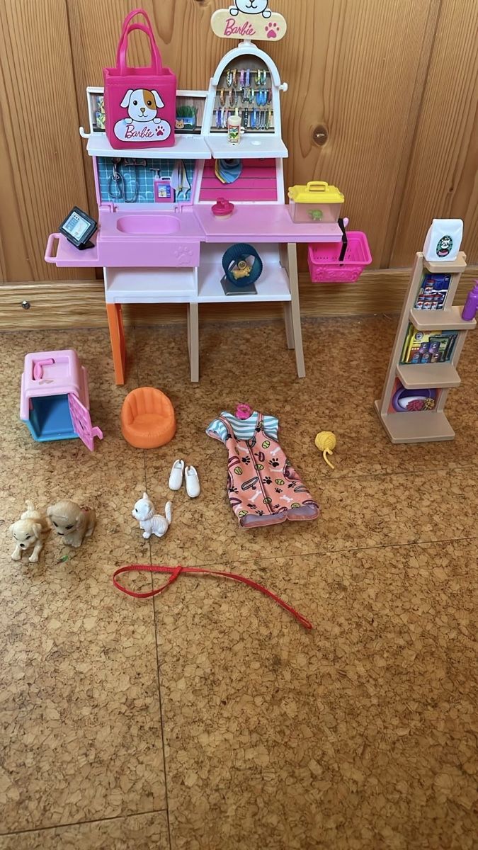 Bambole: Grosses Barbieset mit Zubehöhr & Kleider – Usato da Emmenmatt venduto da babsb79 2