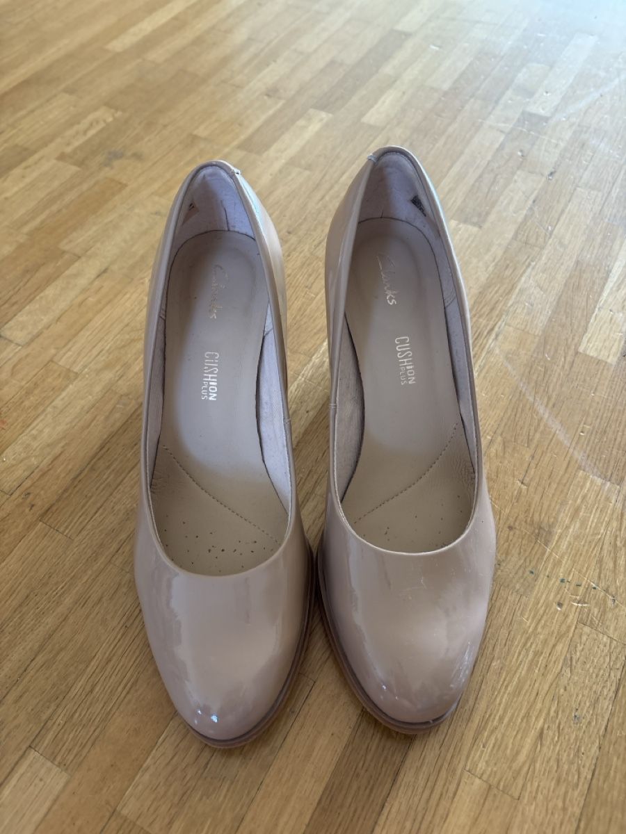Clarks Chaussures femmes: Clarks Pumps – D'occasion à Zürich par al3456 1