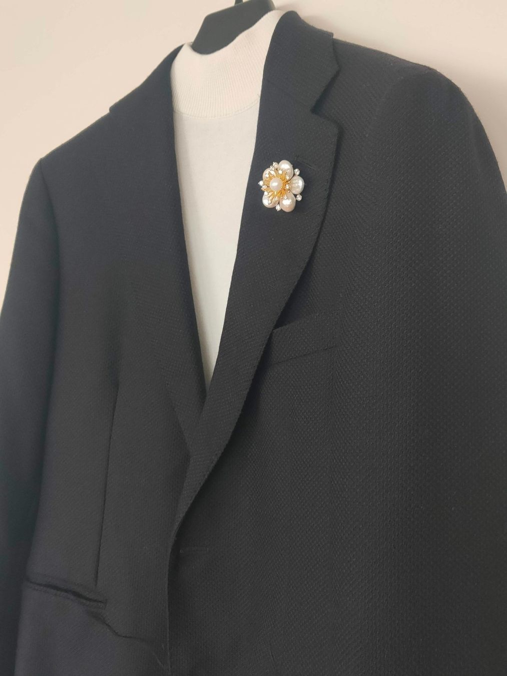 Spille & Fermagli: **NEU** Damenbrosche Blumen aus Süsswasser Perle & Perlmutt – Nuovo e nell'imballaggio originale da Luzern venduto da jul_bn7b 6