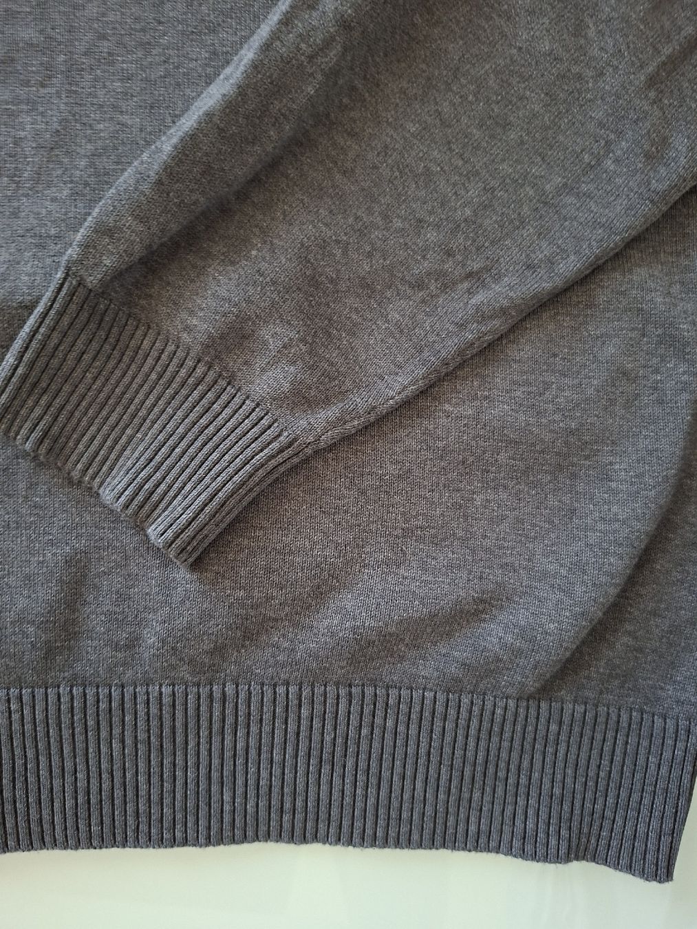 Tommy Hilfiger Maglioni & Felpe: Pull Tommy Hilfiger Homme Taille M,  – Usato da Renens VD venduto da ser_j2fn 4