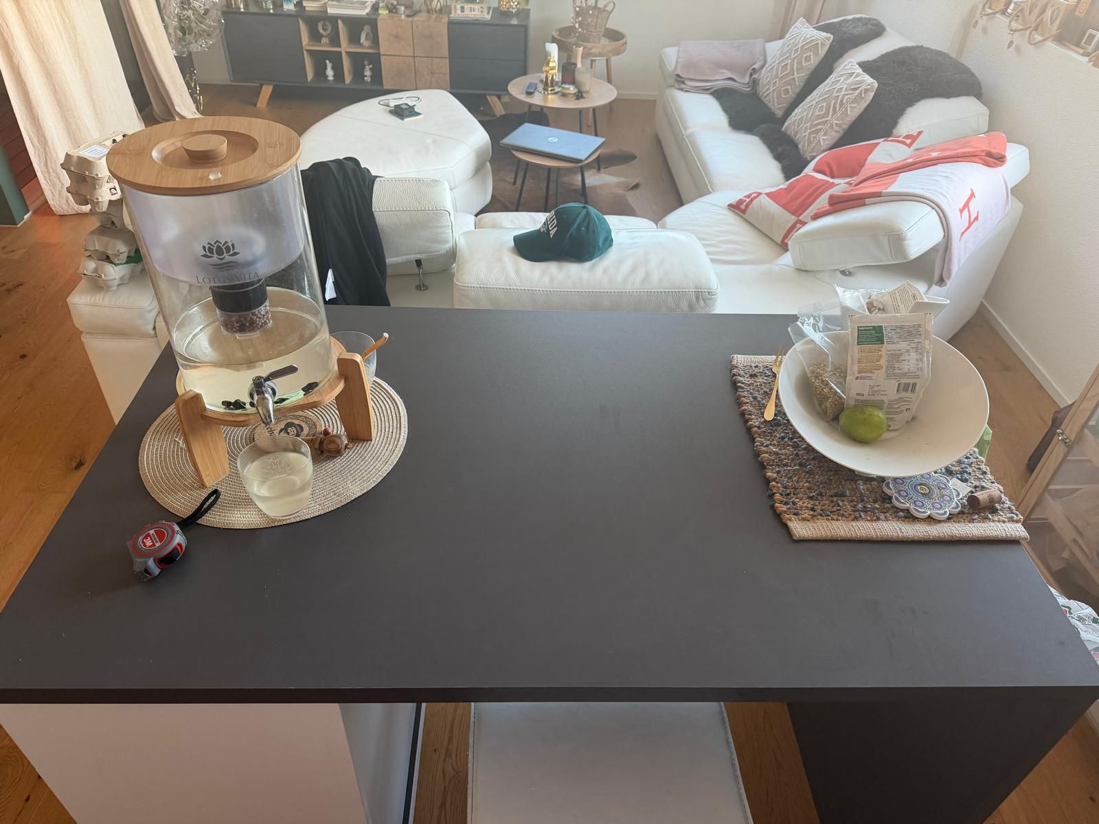 Tischset: Modernes Bartisch-Set (Anthrazit) & 2 Barhocker – Gebraucht aus Siebnen von sta_x7zz 2