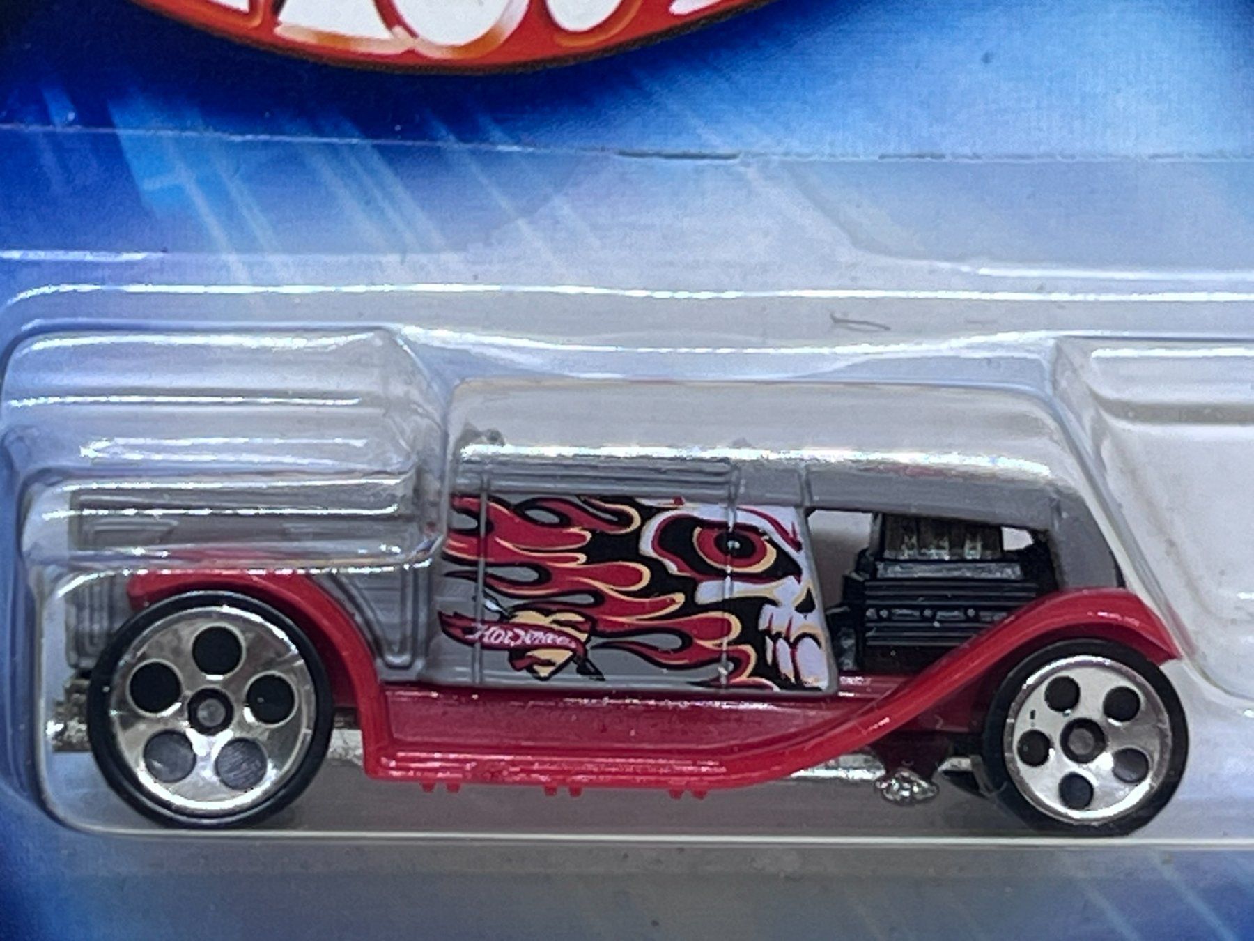 Hot Wheels Modellini d'auto: Hot Wheels Hooligan – Nuovo e nell'imballaggio originale da Wildegg venduto da LaaBoutique 1
