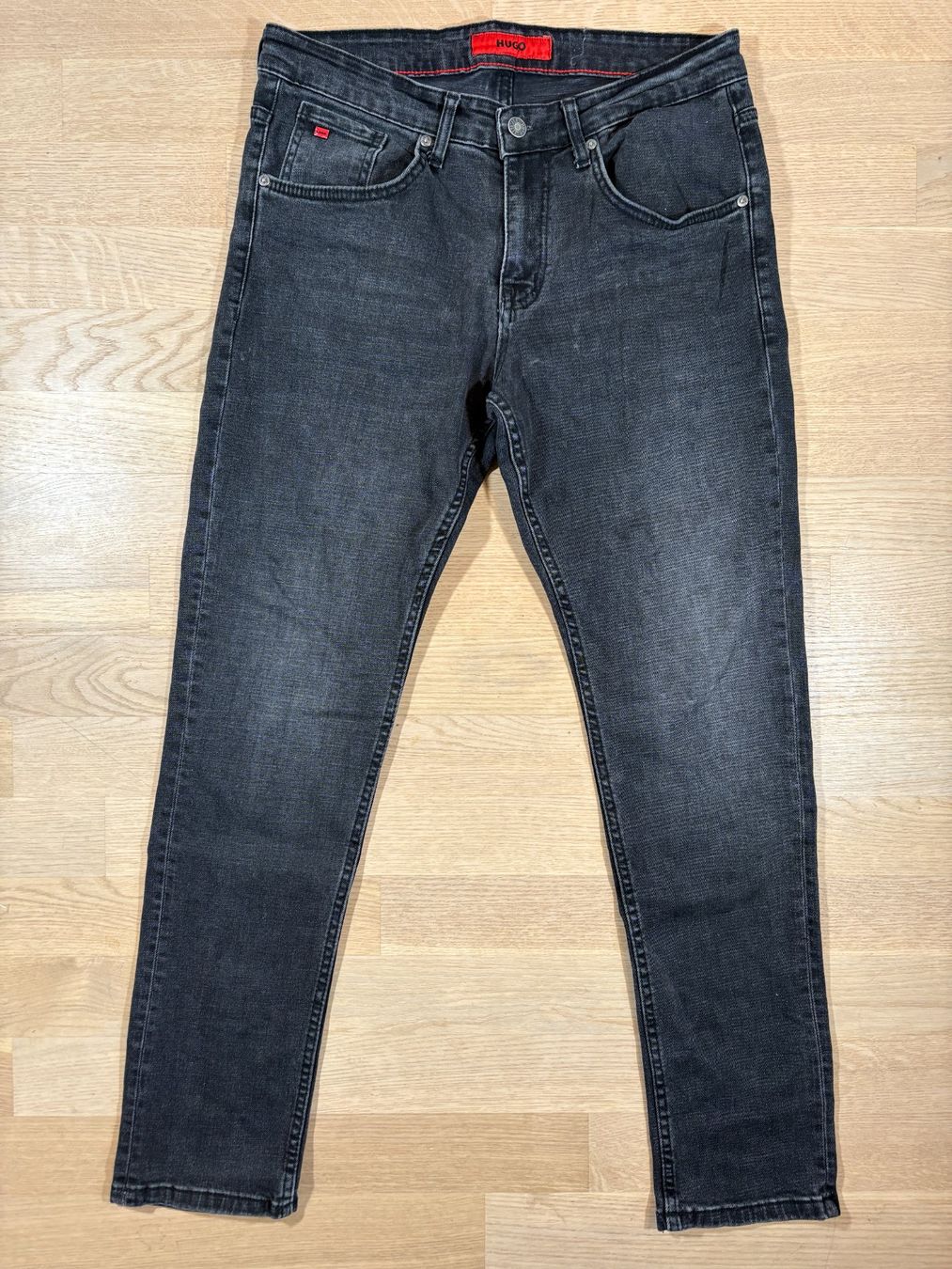 Hugo Boss Jeans: Hugo Jeans Grösse 31 – Usato da Elgg venduto da Jo_Naj