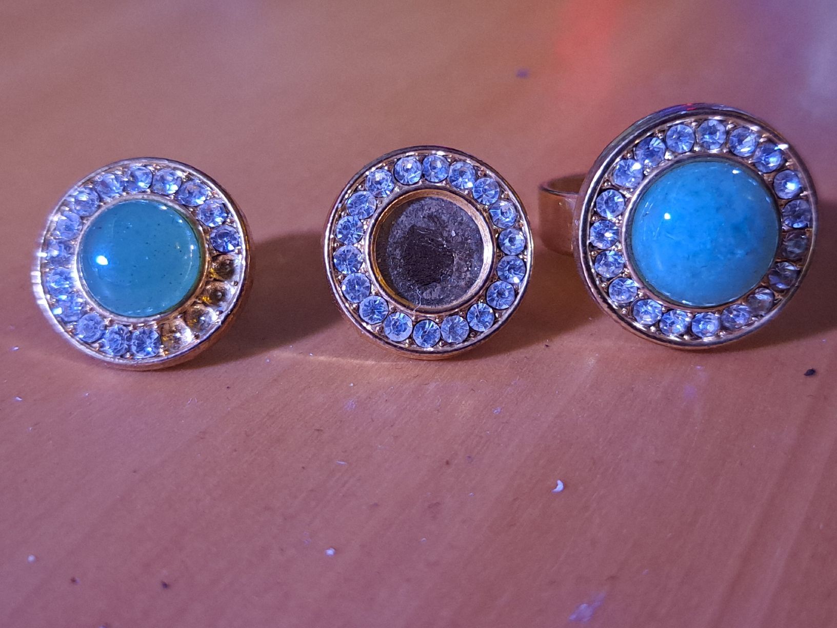 Altri gioielli: Ensemble bague & boucles d'oreilles, jade véritable neuf – Usato da Glovelier venduto da kyl_59fk 1