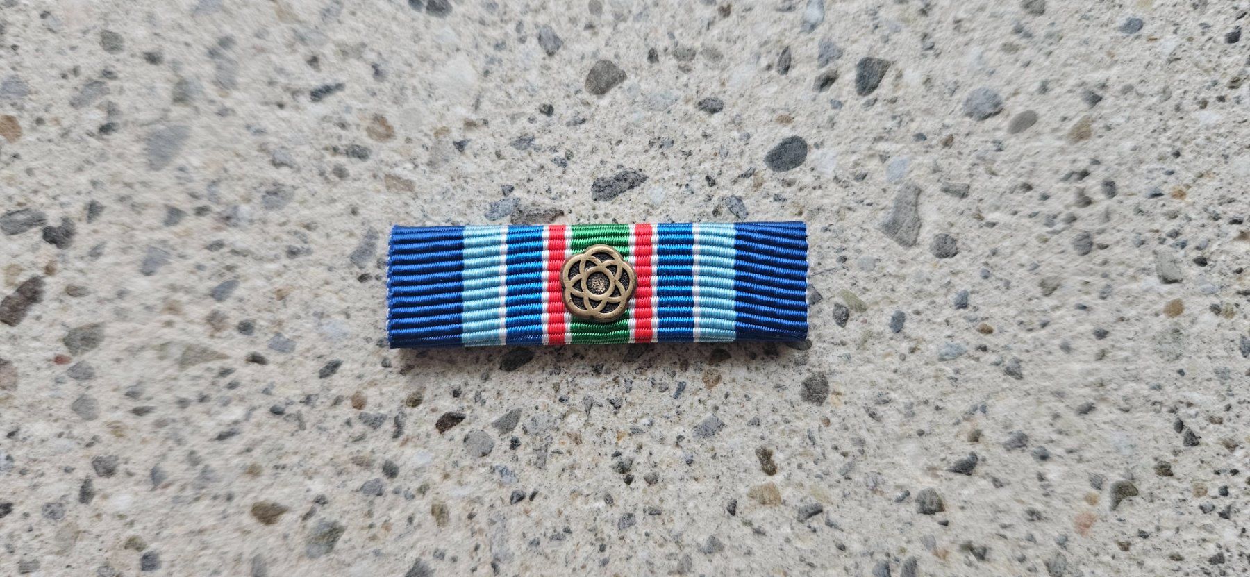 Schweizer Armee Placchette & Badge: *** Namibia  Ribbon *** – Nuovo (secondo la descrizione) da Riedholz venduto da fr_sIruP