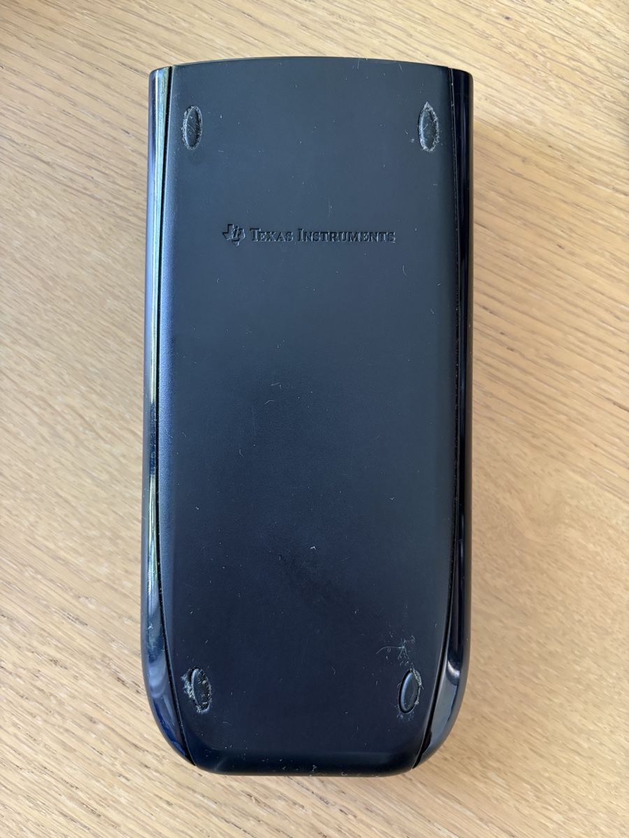 Texas Instruments Calculatrices: Texas Instruments TI-84 Plus – D'occasion à Zürich par danreb 2