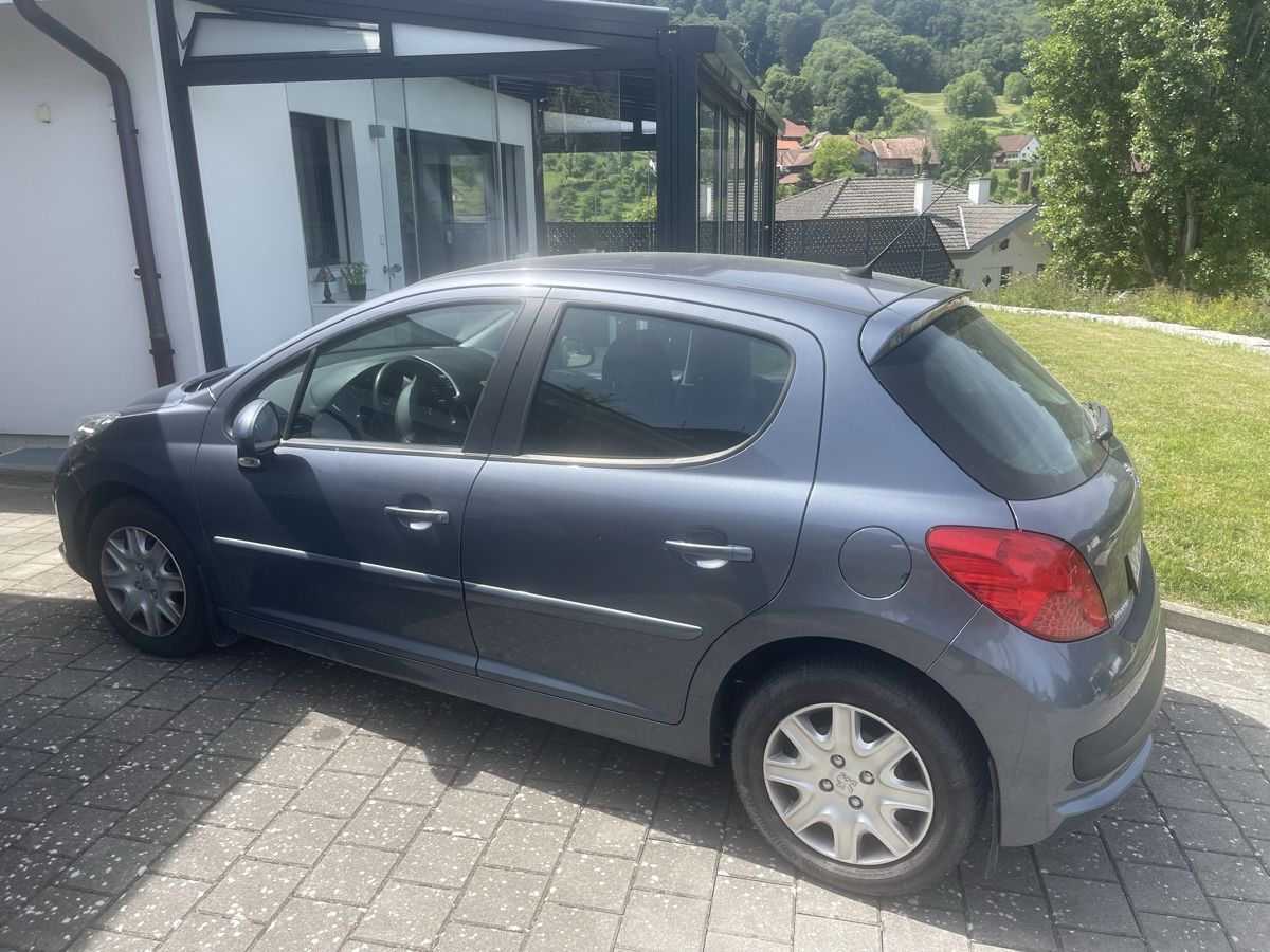 Peugeot Autos: Peugeot 307 1.6i 16V Automat – Gebraucht aus kienberg von urseggimann 2