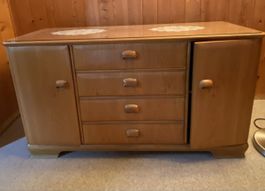 Vintage Sideboard / Anrichte mit viel Stauraum!