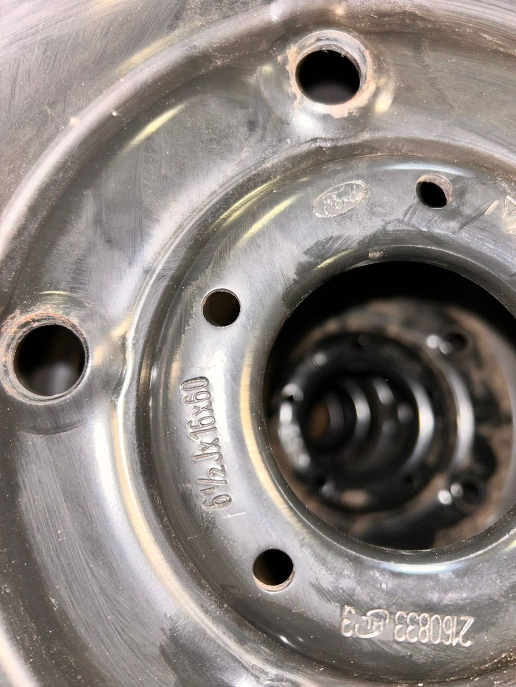 Ford Pneumatici & Ruote complete: 4 Roue été Ford Transit – Usato da Romont FR venduto da Thoma_bdn 3