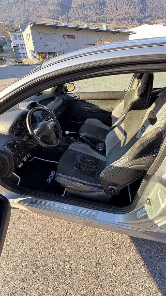 Peugeot Automobili: 206 RC 177 – Usato da Moutier venduto da Saxoseizesoupapes 5