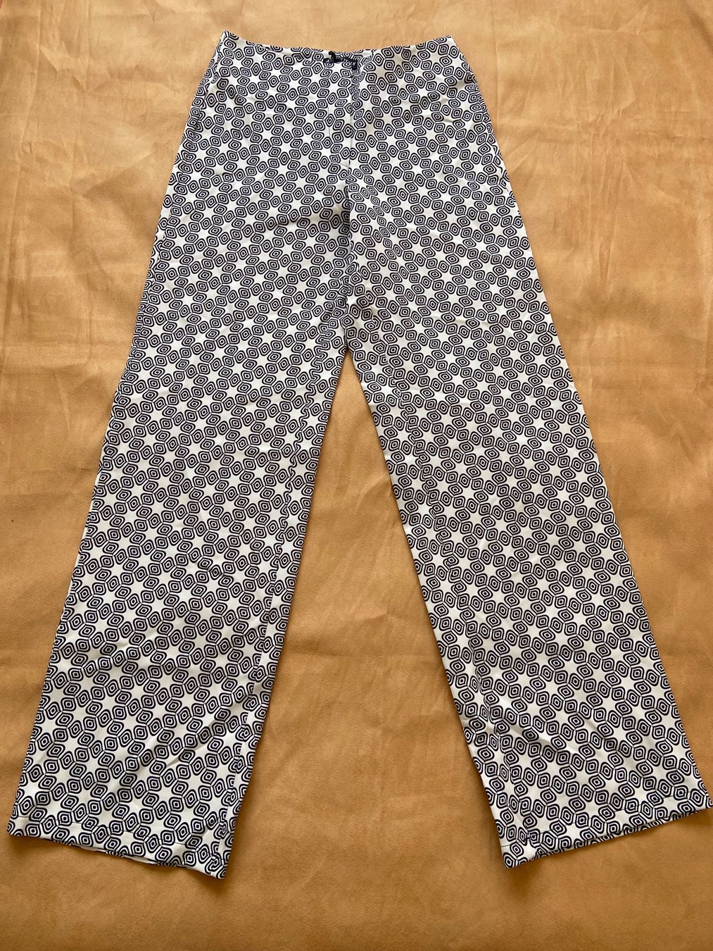 Pantaloni: Pantalon Large Fluide Imprimé Taille S, Neuf – Nuovo (secondo la descrizione) da Les Breuleux venduto da Ljldm01