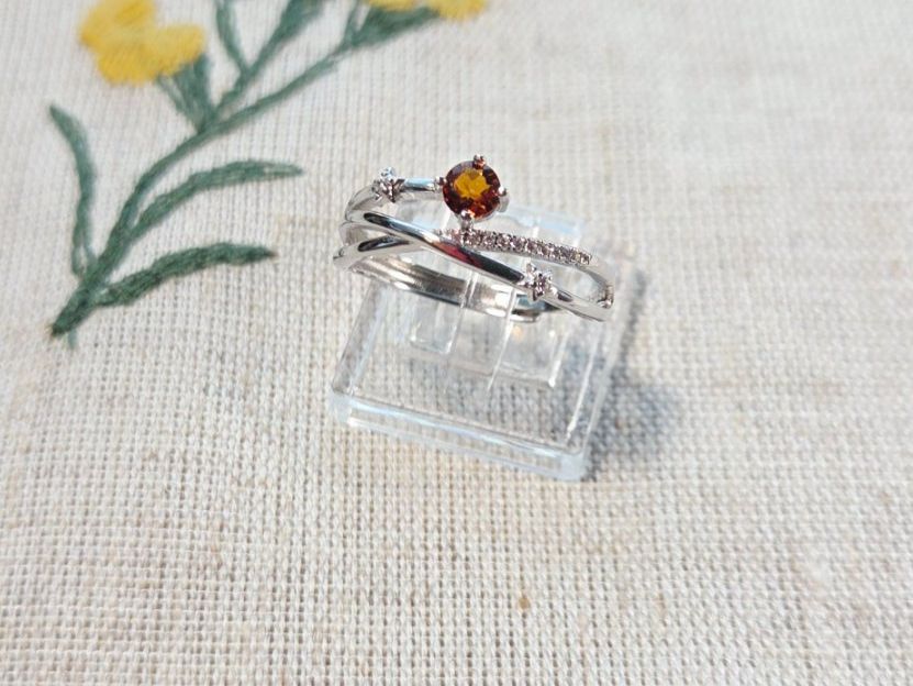 Anelli: NEW - S925 Citrine Ring (Adjustable) – Nuovo (secondo la descrizione) da Zürich venduto da cin_wcf6