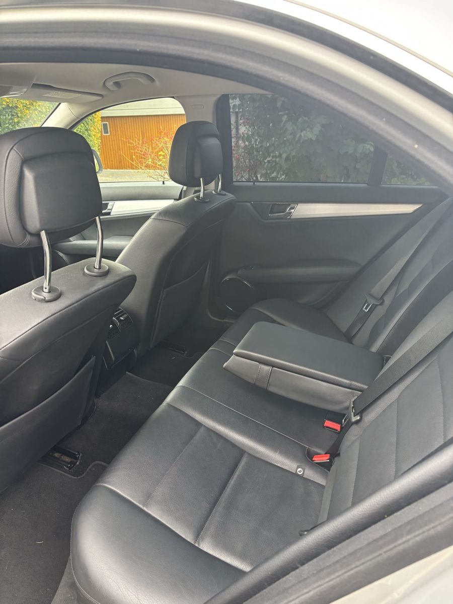 Mercedes-Benz Automobili: Mercedes w204 c200 – Usato da Herrliberg venduto da Dmitry123 5