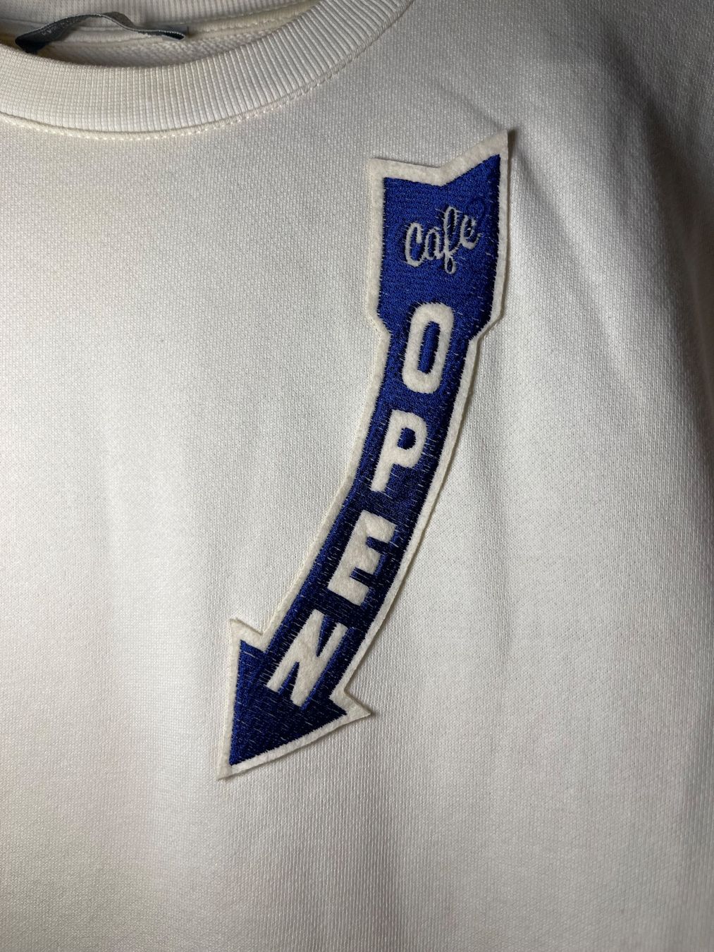 Zara Vestiti: Robe t-shirt avec patch – Usato da Territet venduto da Estelle_elletsE 2