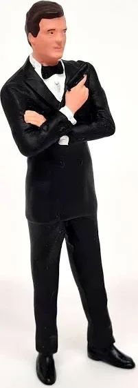 KK-Scale Voitures modèles: FIGUR JAMES BOND 1:18 KK-SCALE – Neuf avec emballage d'origine à Suhr par Moebelsiralfred