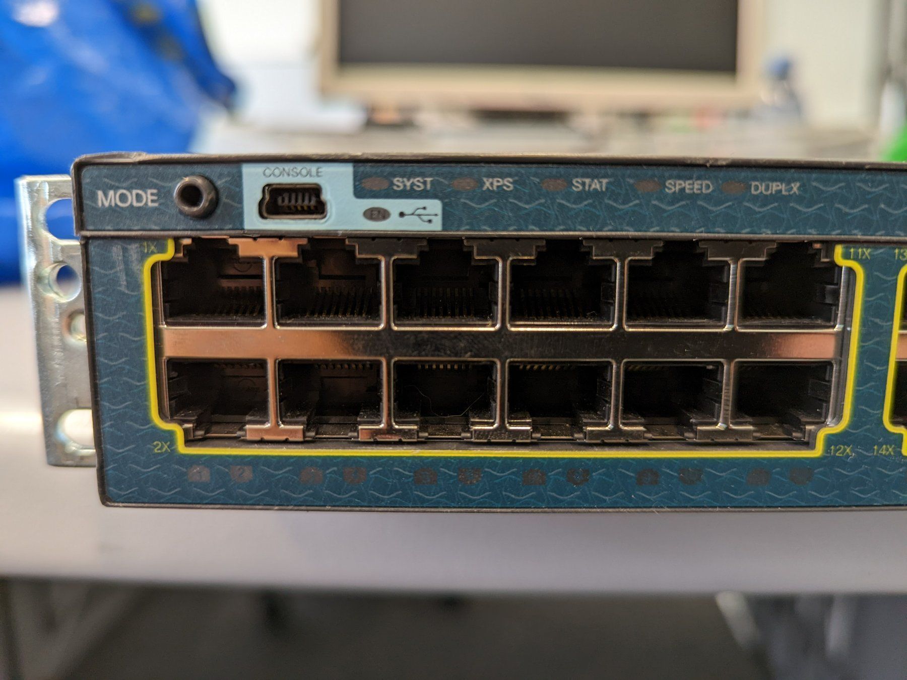 Cisco Hubs & Switches: Cisco WS-3560X-48T-E Switch + Network Module (C3KX-NM-1G) – Gebraucht aus Glattpark (Opfikon) von Jams02 1