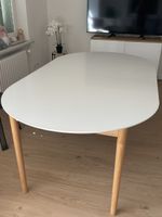 Moderner Esstisch, skandinavisch inspiriert, Top Zustand!