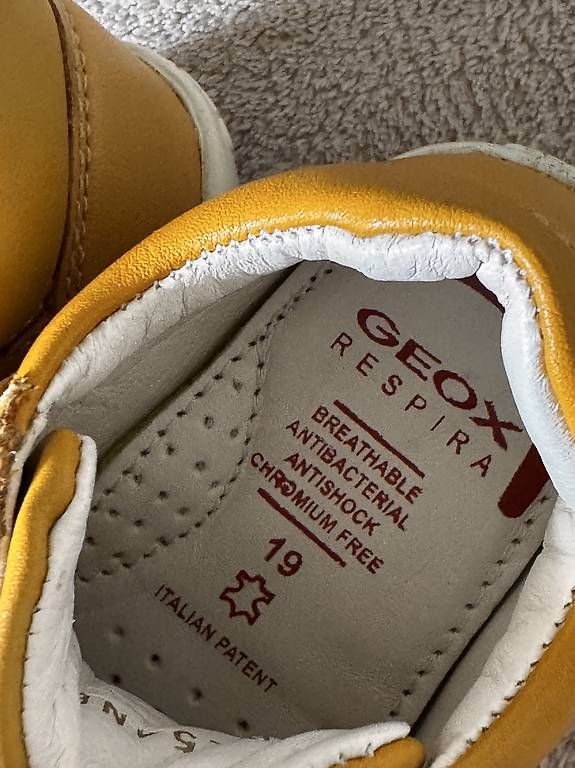 Geox Scarpe per ragazzi: Geox Schuhe gelb, Gr. 19 – Usato da Wil SG venduto da marymiina 1