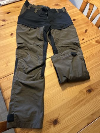 Pantalon Deerhunter taille 54 couleur kaki noir