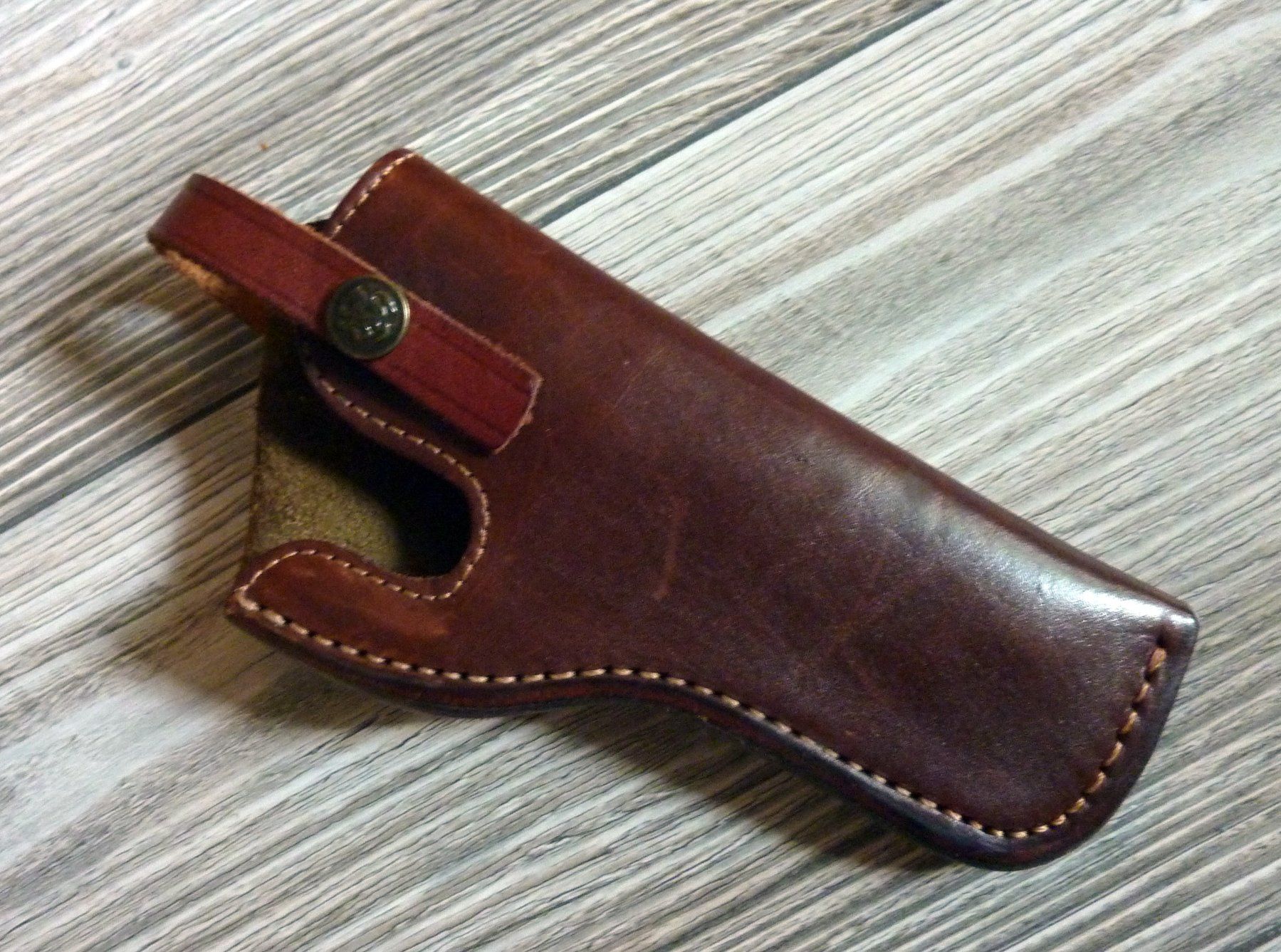Schützensport: Cartouchière pour pistolet en cuir Argentin. – Gebraucht aus Bern von Dedonegro