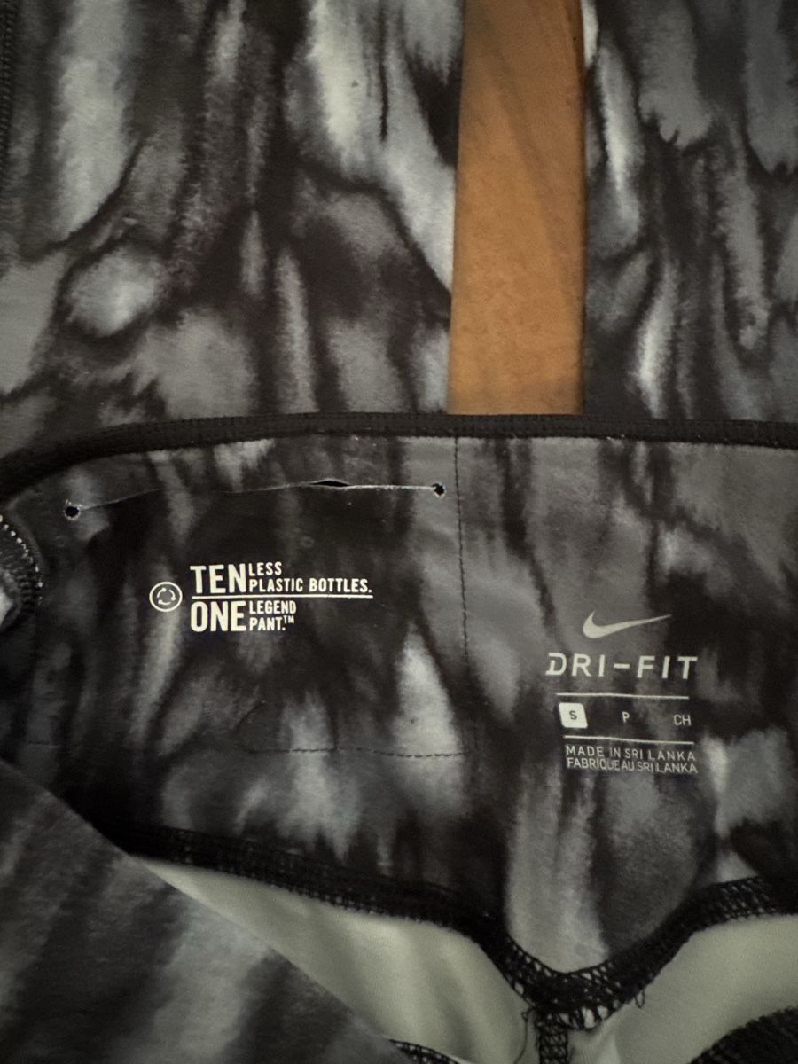 Nike Leggings: Nike Leggings Grösse S – Neu (gemäss Beschreibung) aus Allschwil von ana_87pj 3