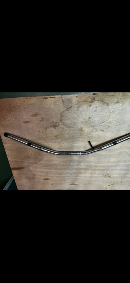 Kawasaki Toutes les pièces détachées moto: W800 Lenker – Neuf (Voir description) à Steinhausen par max_t55x 2