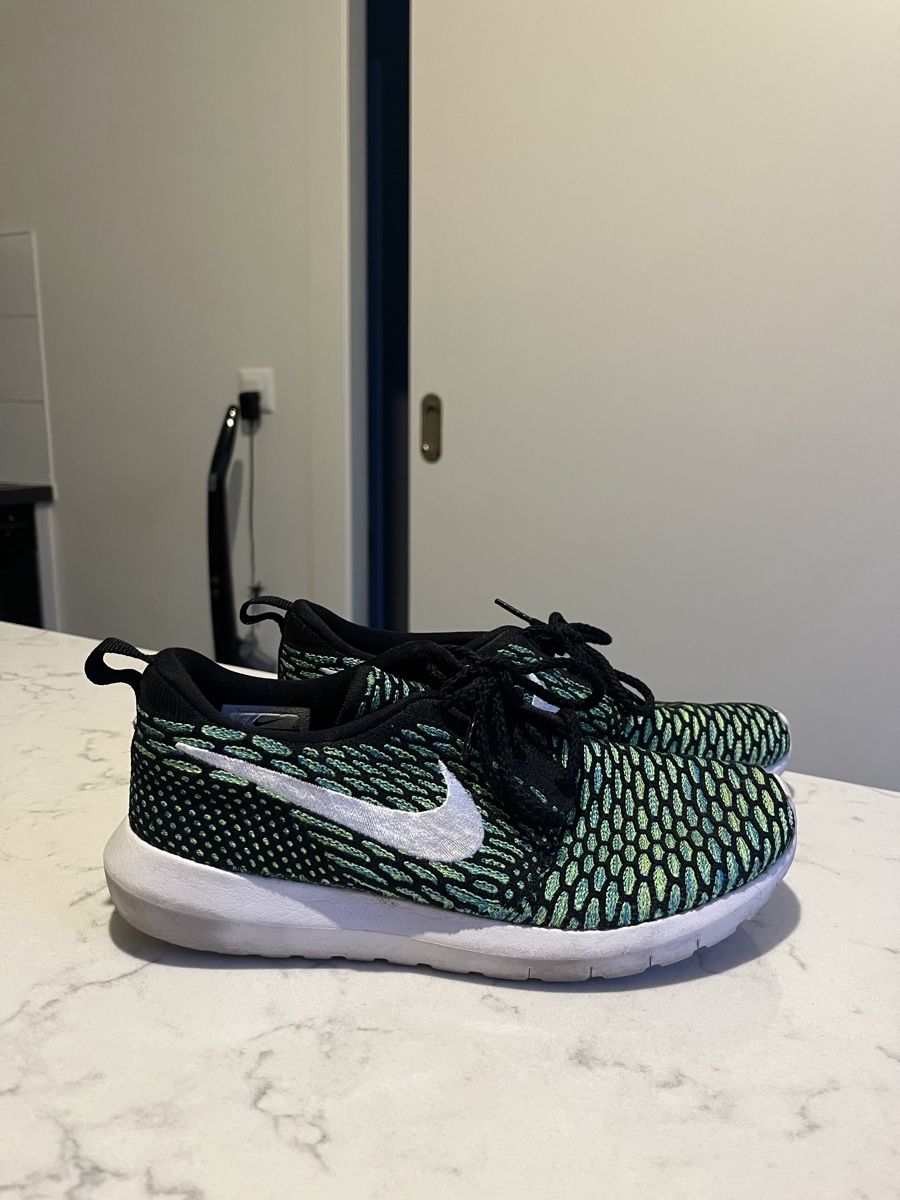 Nike Scarpe da uomo: Nike Roshe Run Flyknit Trainers - Great Condition – Usato da Mies venduto da nic_yk5d 3