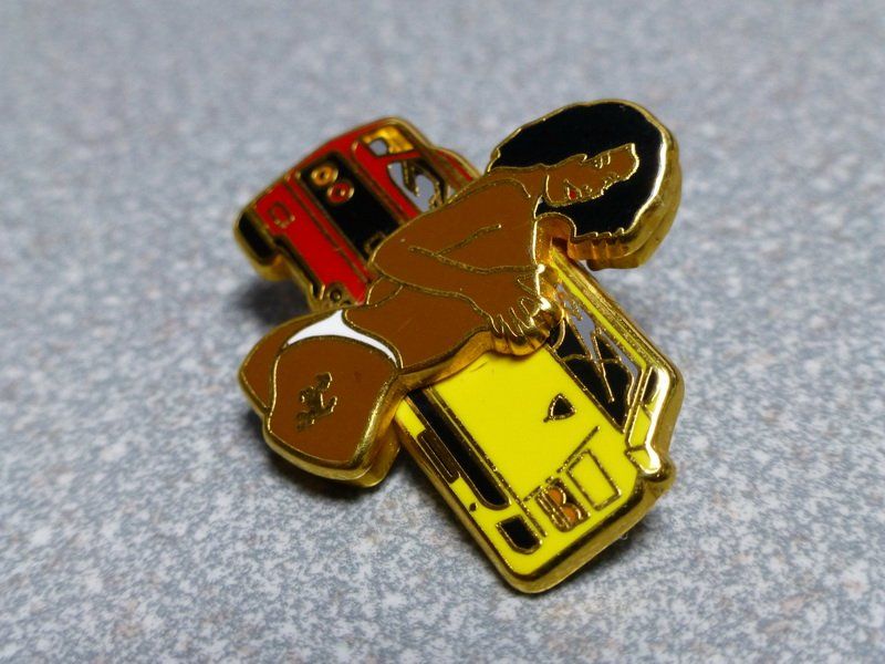 Placchette & Badge: PIN PINS AUTO FERRARI Limit. 200 – Usato da Gränichen venduto da Jumbo77 2
