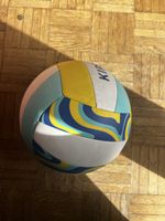 Ballon de volleyball multicolore KIPSTA bon état