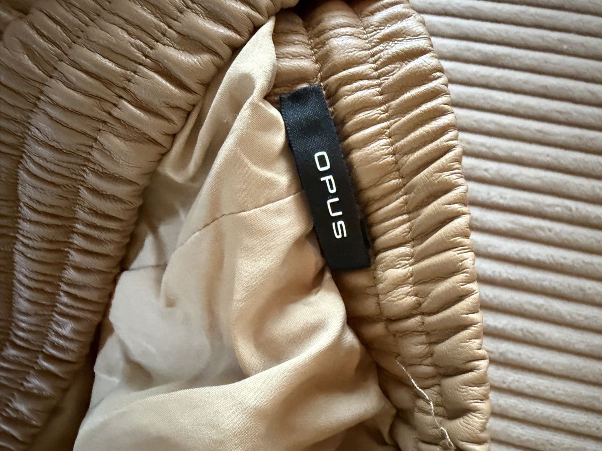 Opus Pantaloni: neuwertige Opus Hose in Grösse 36 – Nuovo (secondo la descrizione) da Recherswil venduto da luca_v 2
